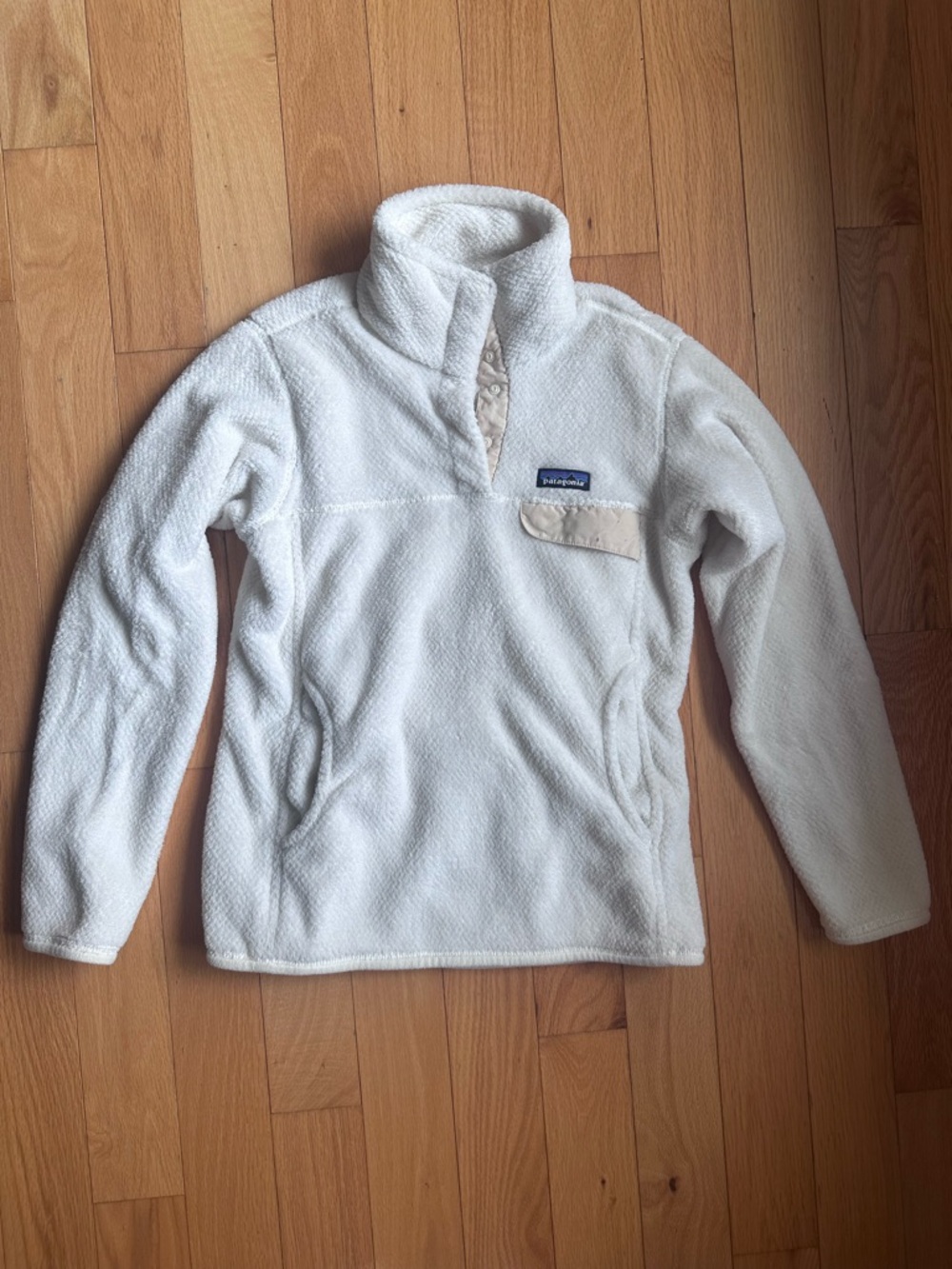 Patagonia Women White Fleece Pullover Jacket